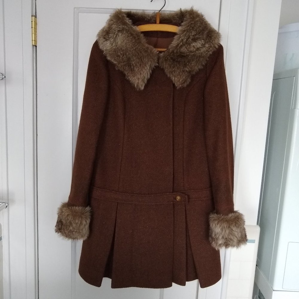 Vintage Brown Coat with Fake Fur Trim size S
